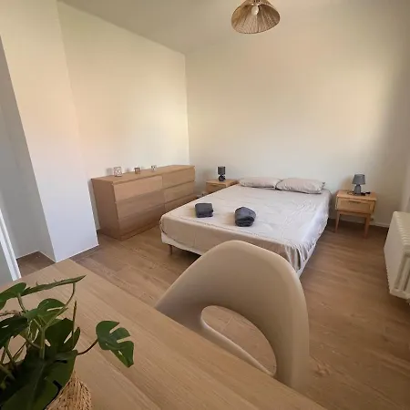 Modern 2 Bedroom Apartment, 4 People, Tram 2 Min Apartamento Illkirch-Graffenstaden